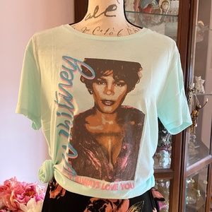 Price Drop! NWT 🎶 Whitney Houston T-Shirt